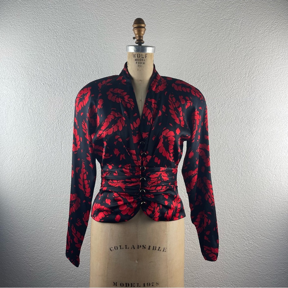 Vintage l 90s 6 CARLISLE Silk Abstract Floral Ruched Fitted Peplum Career Blouse